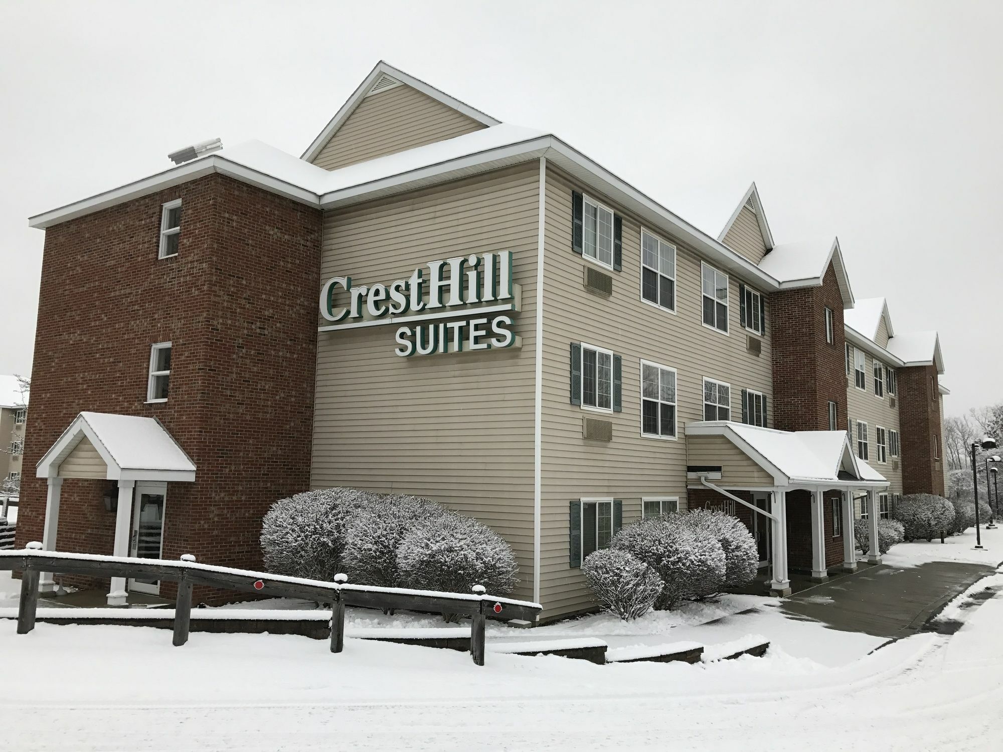 Cresthill Suites Suny University Albany Exterior photo